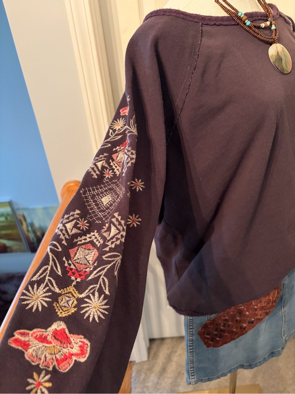 Knox Rose Black Embroidered Boho Sleeve Sweatshirt